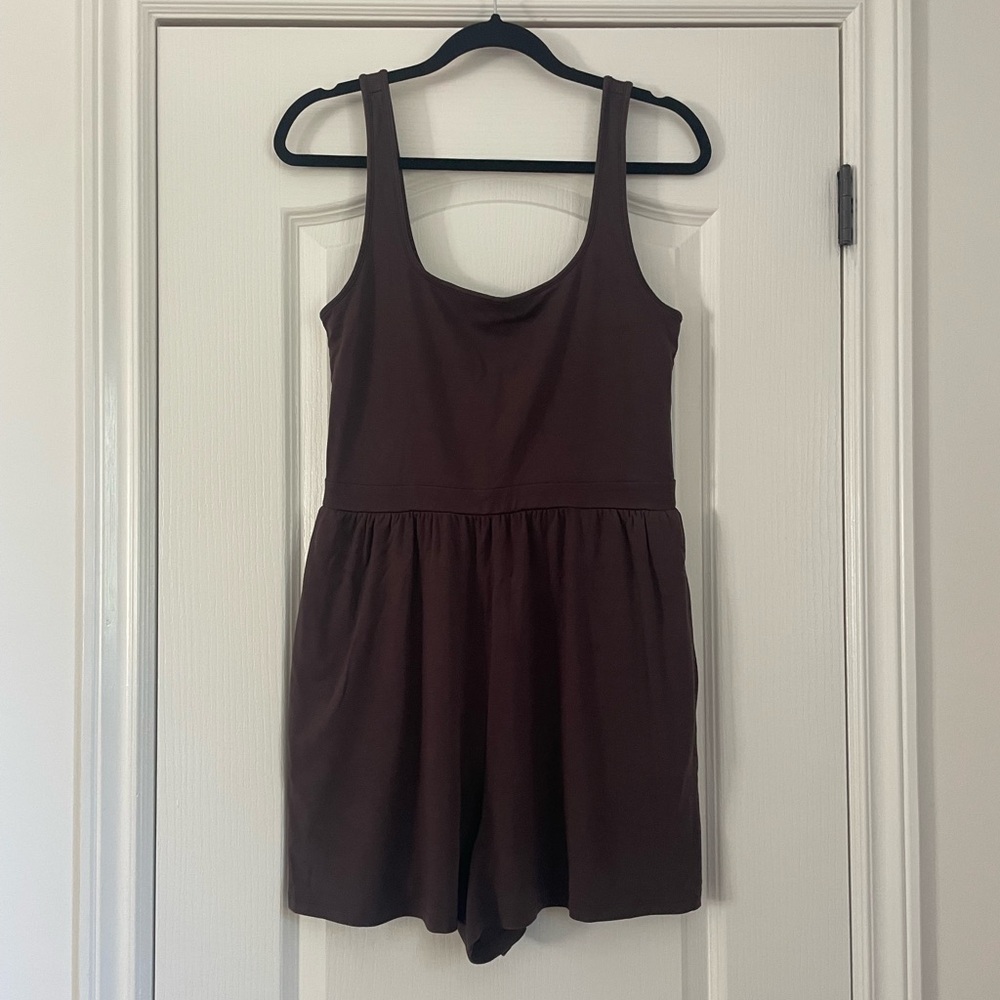 Aritzia Wilfred Brown Market Romper